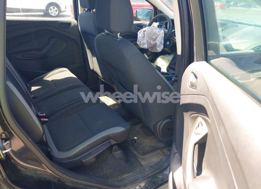 Photo 8 of 2013 Ford Escape S (VIN 1FMCU0F7XDUD47559)