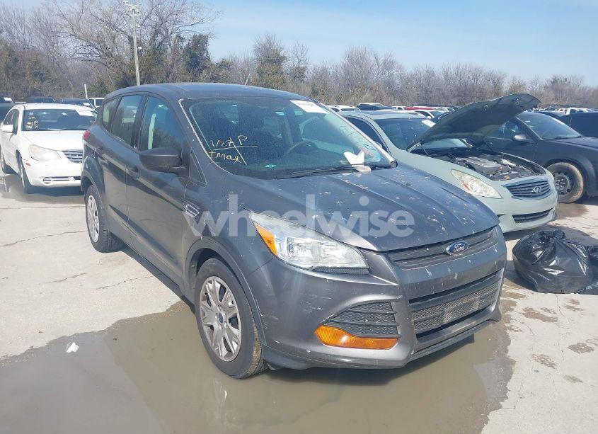 2014 Ford Escape S (VIN 1FMCU0F7XEUA61972) main photo