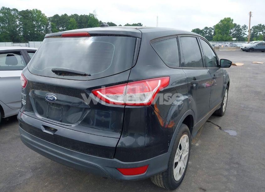 Photo 4 of 2014 Ford Escape S (VIN 1FMCU0F7XEUC01325)
