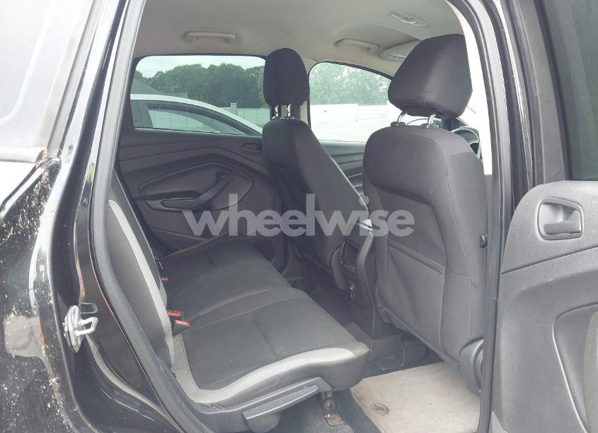 Photo 8 of 2014 Ford Escape S (VIN 1FMCU0F7XEUC01325)