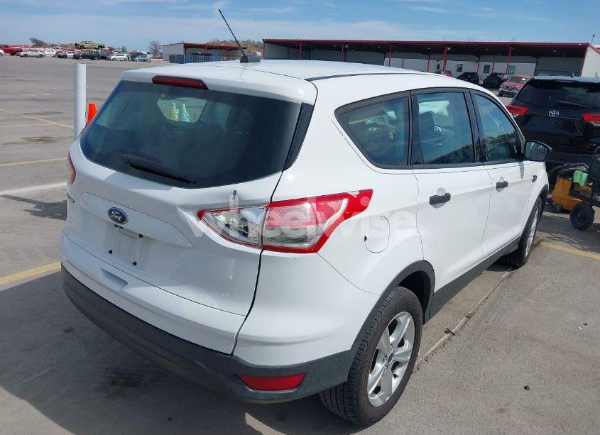 Photo 4 of 2014 Ford Escape S (VIN 1FMCU0F7XEUC04371)