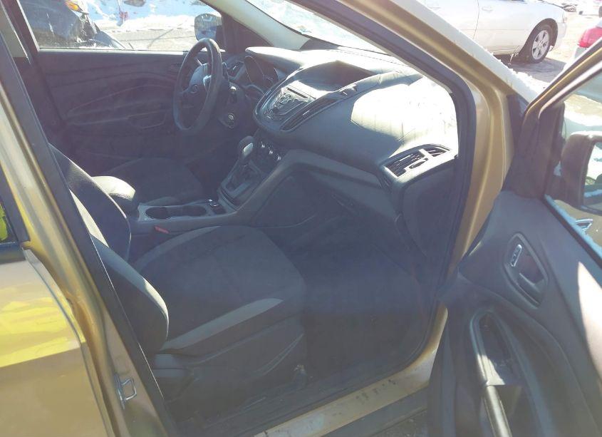 Photo 5 of 2014 Ford Escape S (VIN 1FMCU0F7XEUC21123)