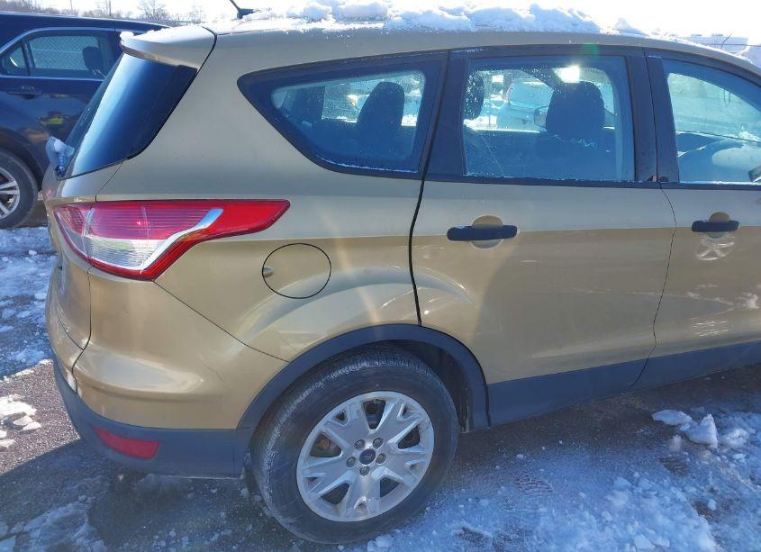 Photo 6 of 2014 Ford Escape S (VIN 1FMCU0F7XEUC21123)