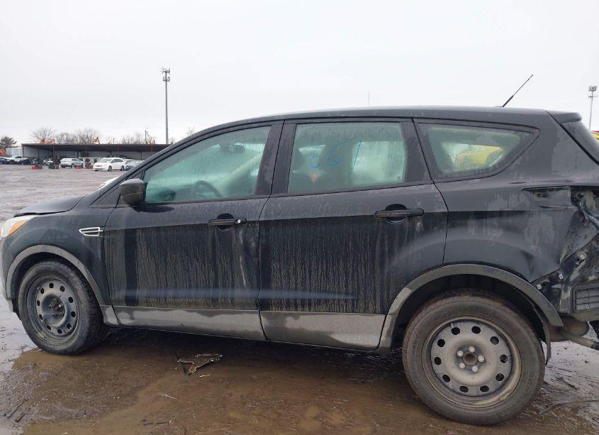 Photo 15 of 2014 Ford Escape S (VIN 1FMCU0F7XEUC36513)