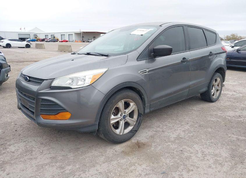 Photo 2 of 2014 Ford Escape S (VIN 1FMCU0F7XEUC44420)