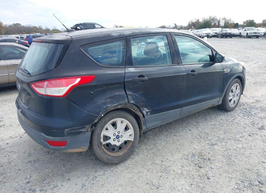 Photo 4 of 2014 Ford Escape S (VIN 1FMCU0F7XEUC49245)