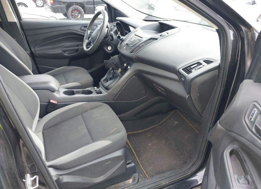 Photo 5 of 2014 Ford Escape S (VIN 1FMCU0F7XEUC49245)