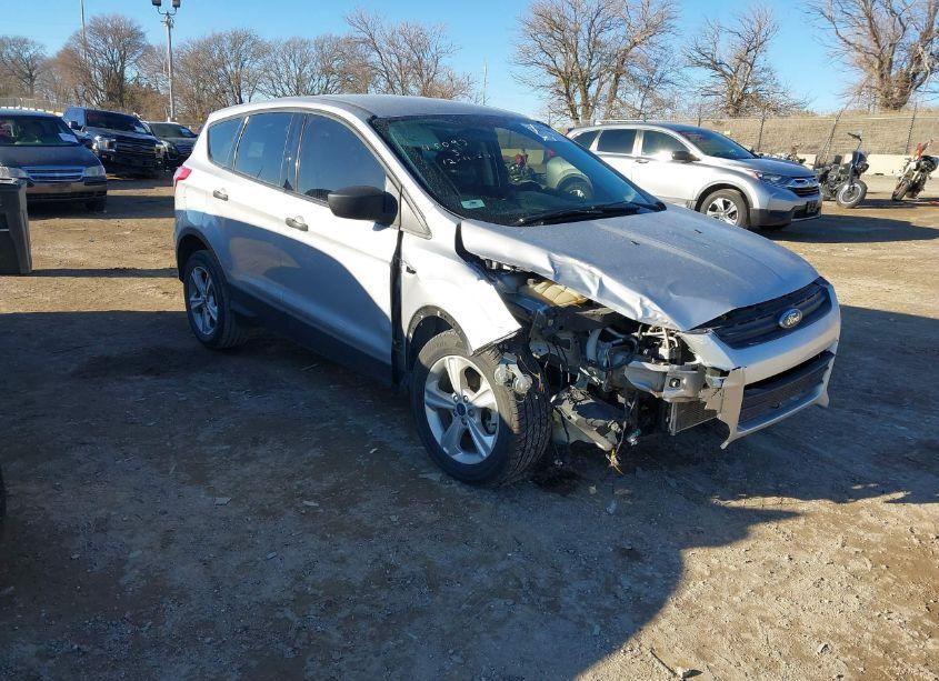 2014 Ford Escape S (VIN 1FMCU0F7XEUE12332) main photo