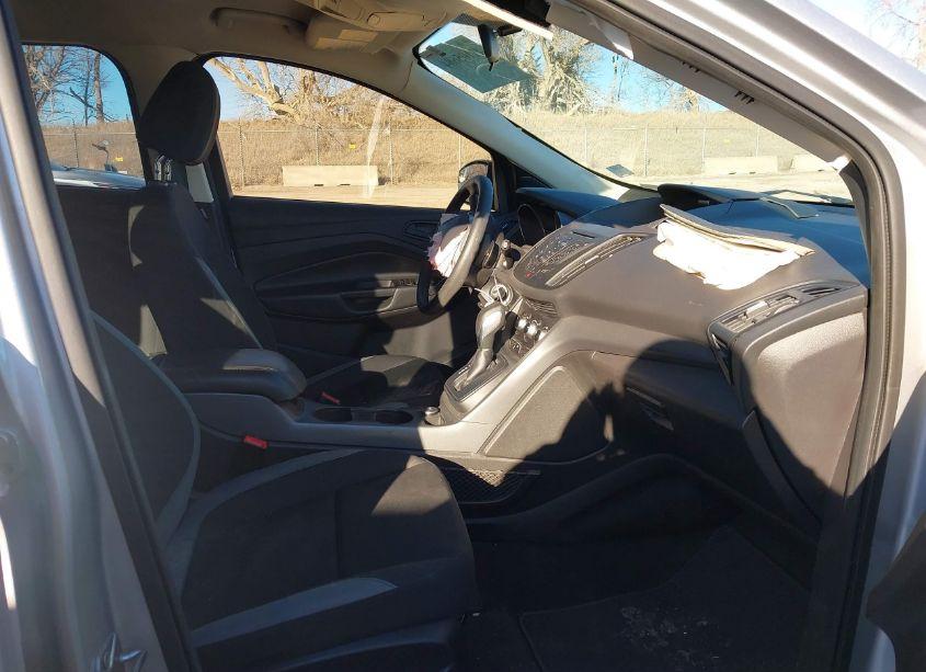 Photo 5 of 2014 Ford Escape S (VIN 1FMCU0F7XEUE12332)