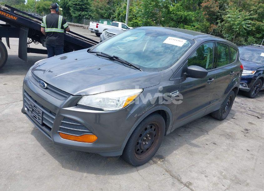 Photo 2 of 2015 Ford Escape S (VIN 1FMCU0F7XFUC56598)