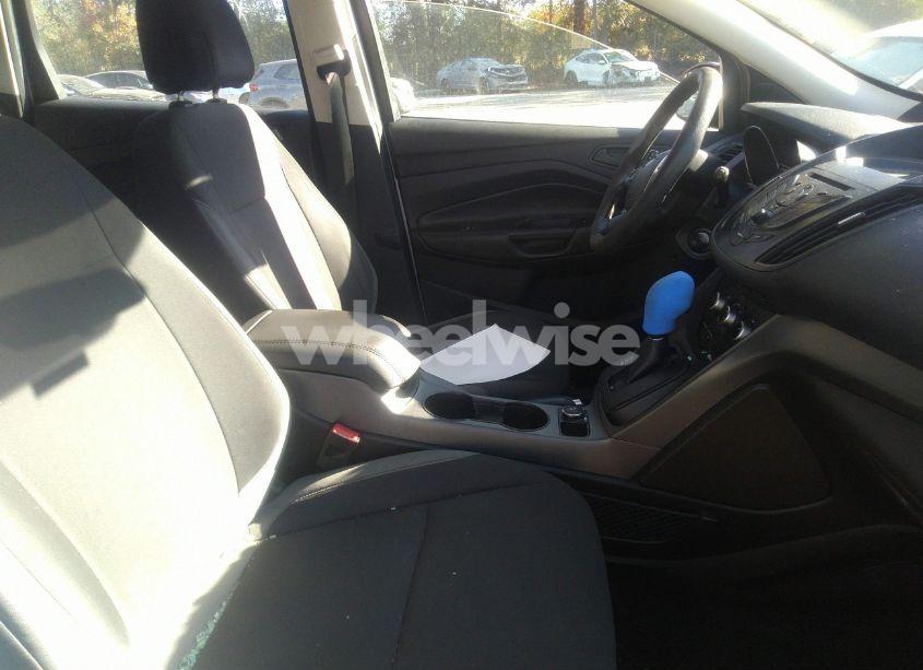 Photo 5 of 2015 Ford Escape S (VIN 1FMCU0F7XFUC65933)