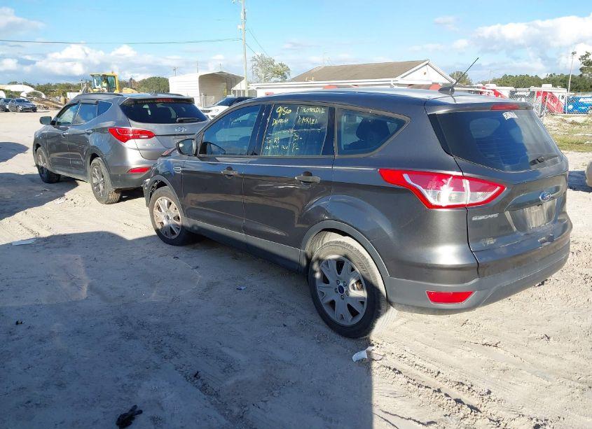 Photo 3 of 2016 Ford Escape S (VIN 1FMCU0F7XGUA04058)