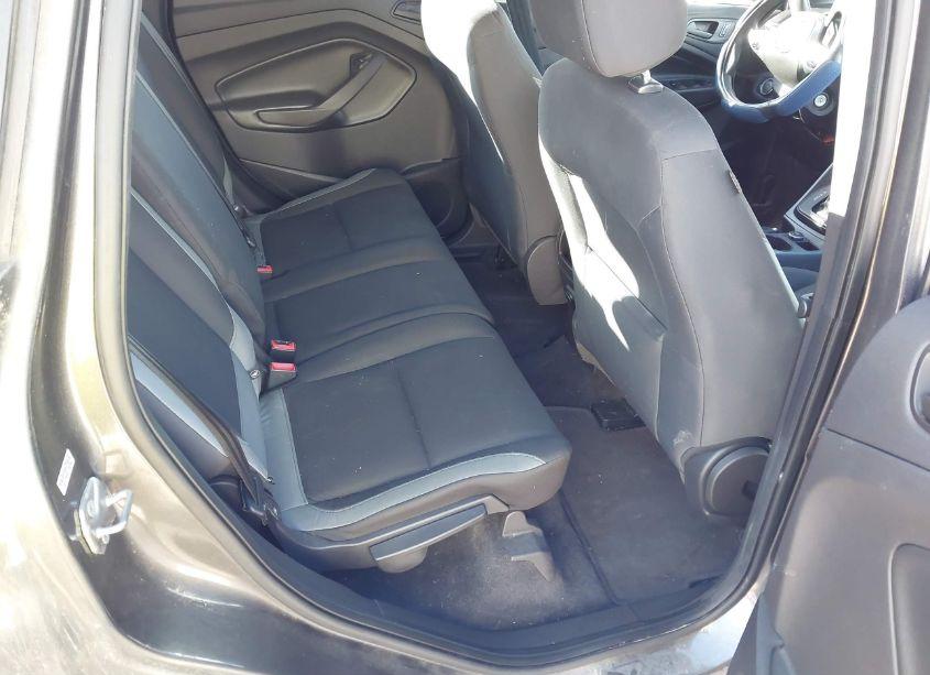 Photo 8 of 2016 Ford Escape S (VIN 1FMCU0F7XGUA04058)