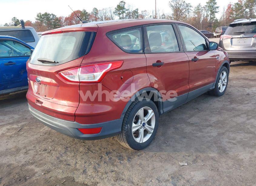 Photo 4 of 2016 Ford Escape S (VIN 1FMCU0F7XGUA26870)