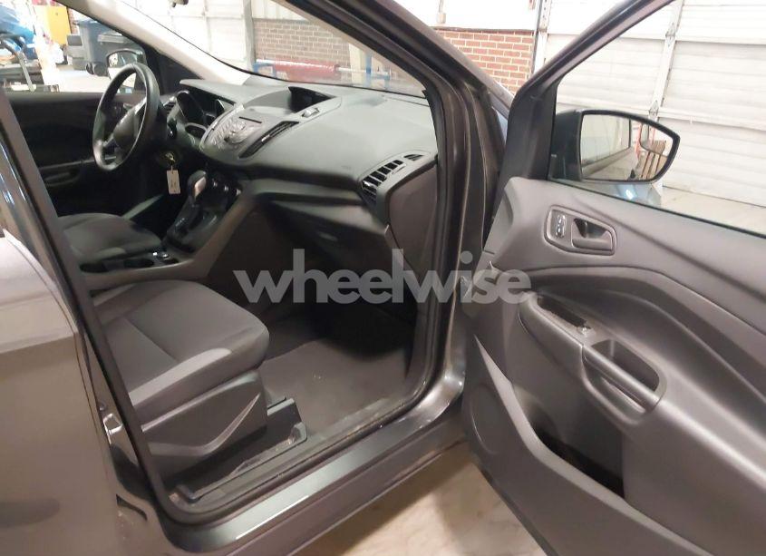 Photo 5 of 2016 Ford Escape S (VIN 1FMCU0F7XGUA42356)