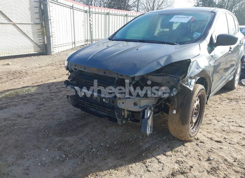 Photo 6 of 2016 Ford Escape S (VIN 1FMCU0F7XGUC19682)