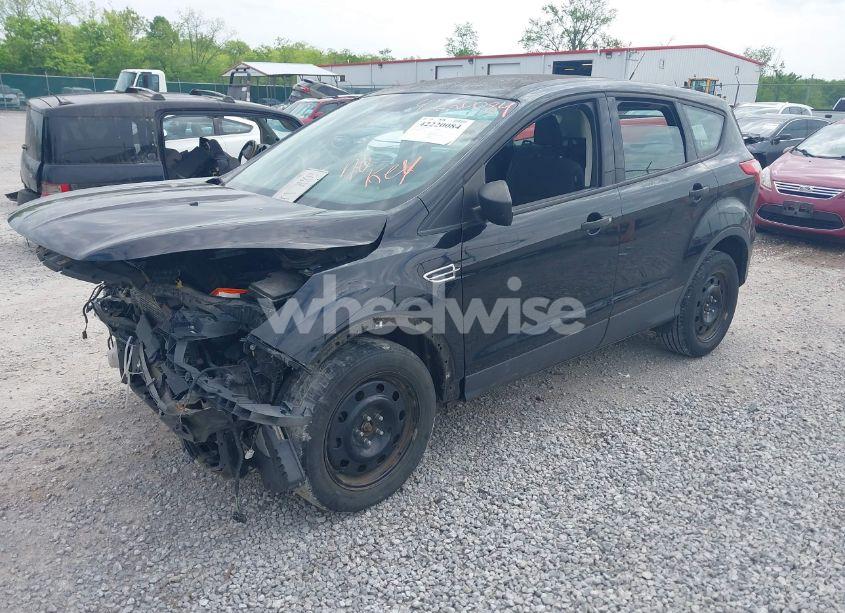 Photo 2 of 2016 Ford Escape S (VIN 1FMCU0F7XGUC23134)