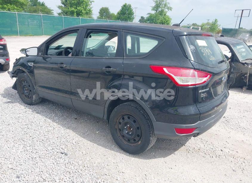 Photo 3 of 2016 Ford Escape S (VIN 1FMCU0F7XGUC23134)