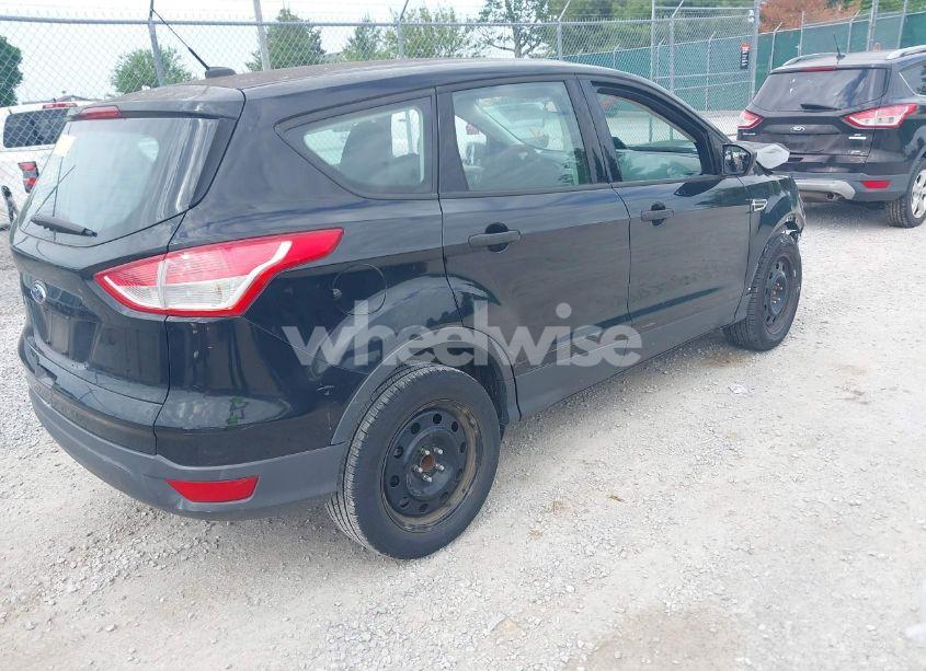 Photo 4 of 2016 Ford Escape S (VIN 1FMCU0F7XGUC23134)