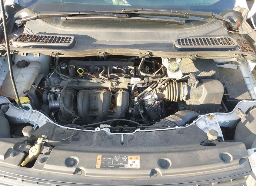 Photo 10 of 2016 Ford Escape S (VIN 1FMCU0F7XGUC45988)