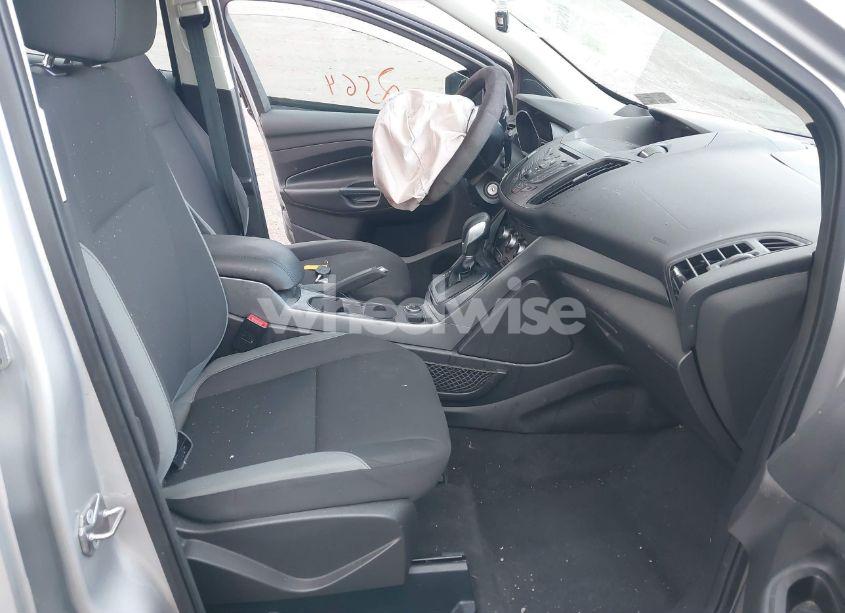 Photo 5 of 2016 Ford Escape S (VIN 1FMCU0F7XGUC64394)