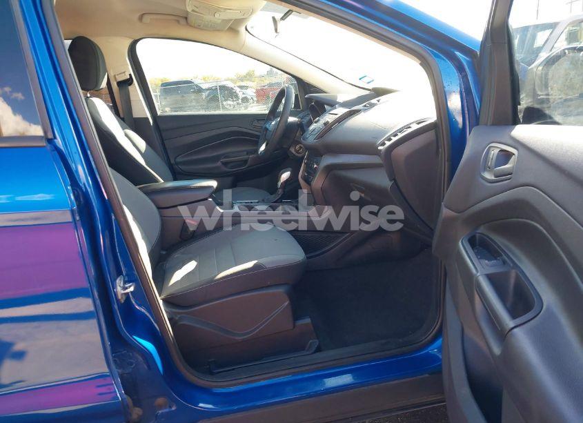 Photo 5 of 2017 Ford Escape S (VIN 1FMCU0F7XHUA60809)