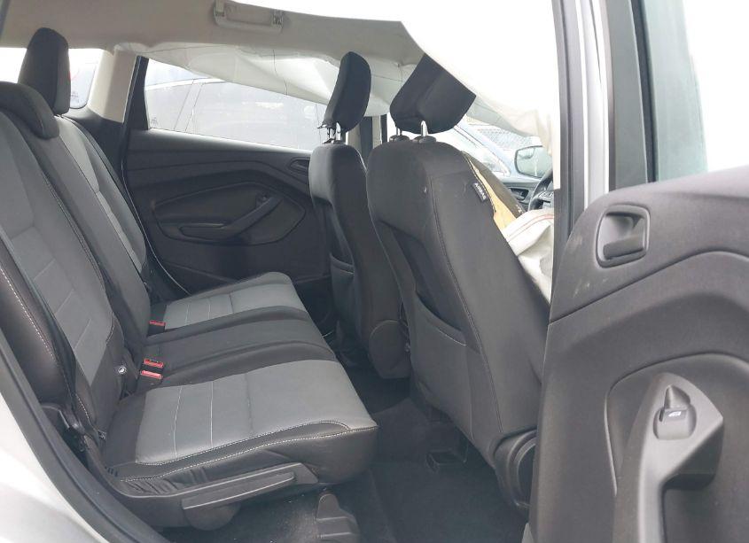 Photo 8 of 2018 Ford Escape S (VIN 1FMCU0F7XJUA02978)