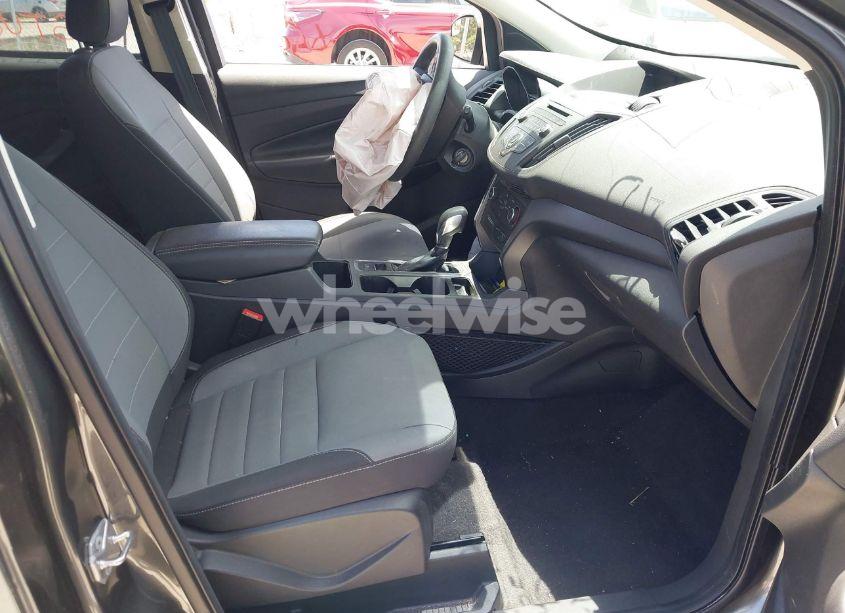 Photo 5 of 2018 Ford Escape S (VIN 1FMCU0F7XJUA16377)