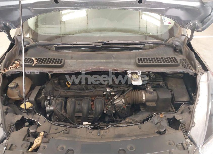 Photo 10 of 2018 Ford Escape S (VIN 1FMCU0F7XJUA27640)