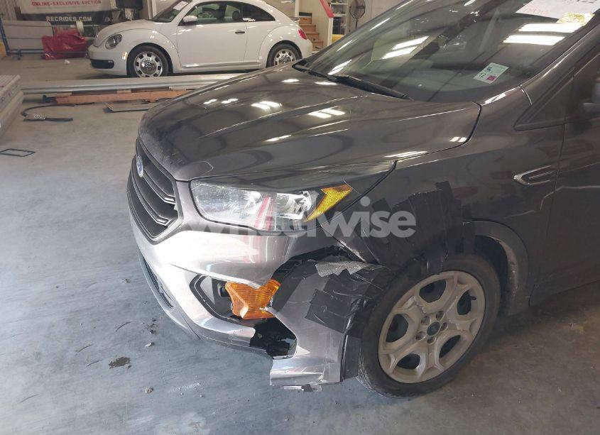 Photo 18 of 2018 Ford Escape S (VIN 1FMCU0F7XJUA27640)