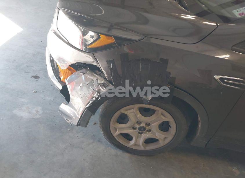 Photo 6 of 2018 Ford Escape S (VIN 1FMCU0F7XJUA27640)