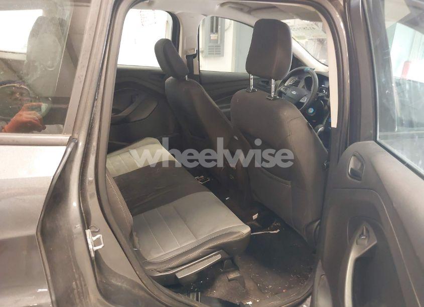 Photo 8 of 2018 Ford Escape S (VIN 1FMCU0F7XJUA27640)