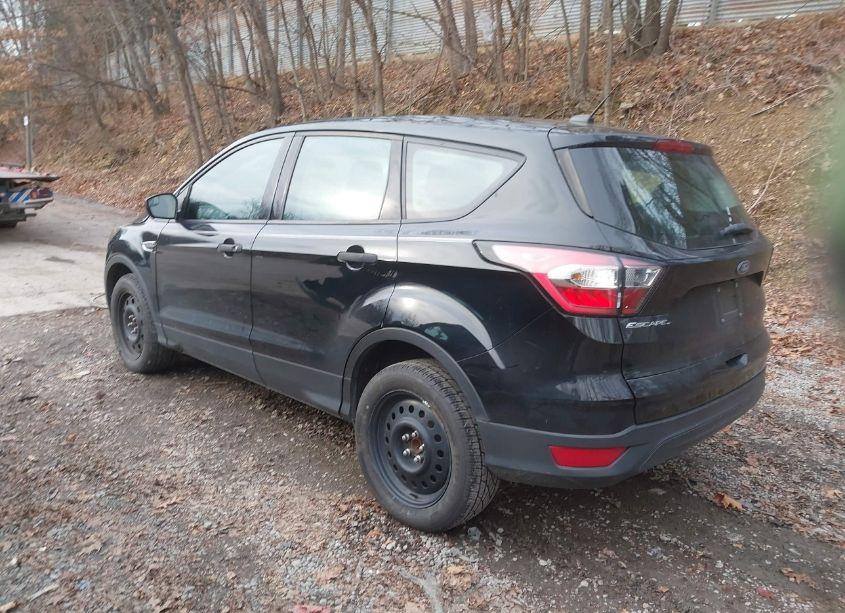 Photo 3 of 2018 Ford Escape S (VIN 1FMCU0F7XJUA70021)