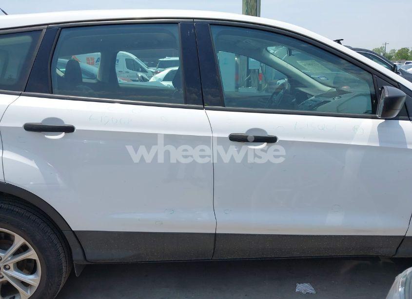 Photo 13 of 2018 Ford Escape S (VIN 1FMCU0F7XJUB36437)