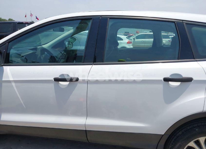 Photo 14 of 2018 Ford Escape S (VIN 1FMCU0F7XJUB36437)