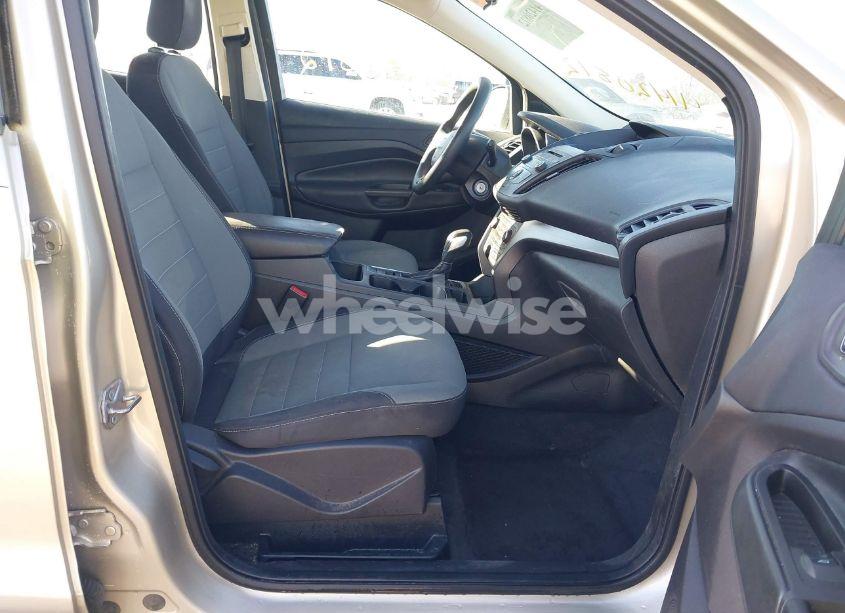 Photo 5 of 2018 Ford Escape S (VIN 1FMCU0F7XJUB70510)