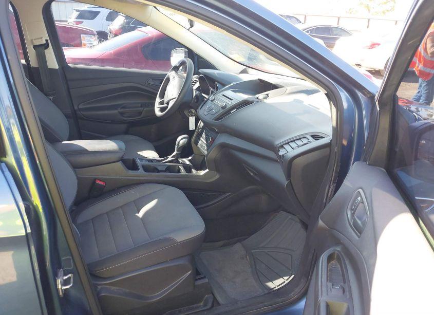 Photo 5 of 2018 Ford Escape S (VIN 1FMCU0F7XJUB83189)