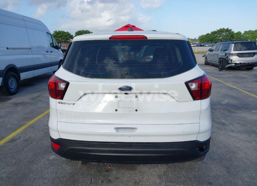 Photo 16 of 2019 Ford Escape S (VIN 1FMCU0F7XKUA48053)
