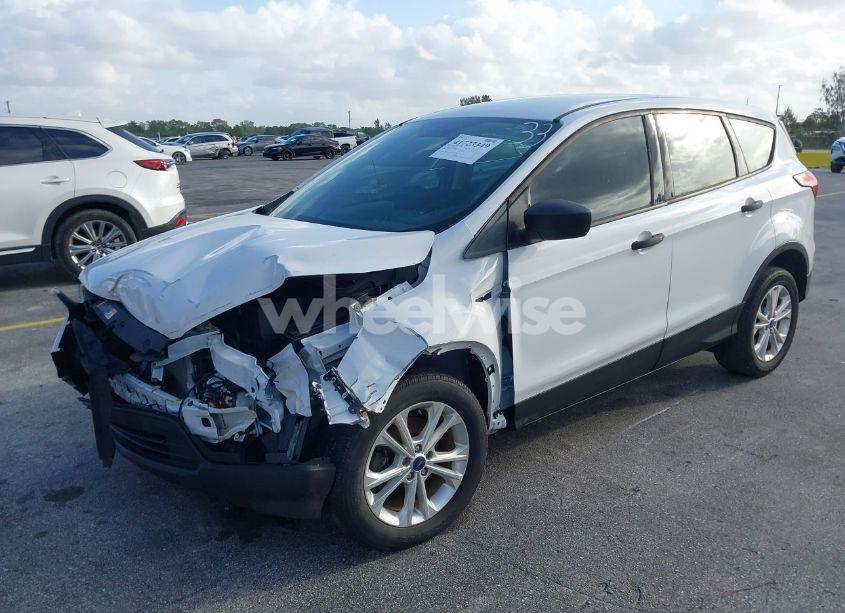 Photo 2 of 2019 Ford Escape S (VIN 1FMCU0F7XKUA48053)