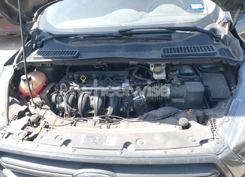 Photo 10 of 2019 Ford Escape S (VIN 1FMCU0F7XKUA62907)