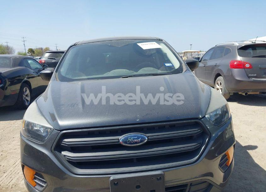 Photo 13 of 2019 Ford Escape S (VIN 1FMCU0F7XKUA62907)