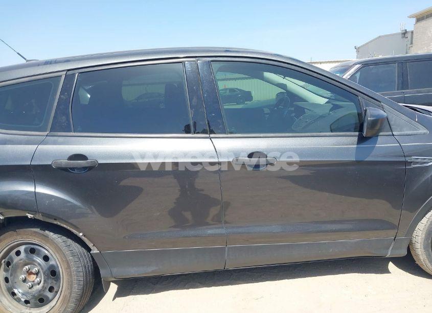 Photo 14 of 2019 Ford Escape S (VIN 1FMCU0F7XKUA62907)