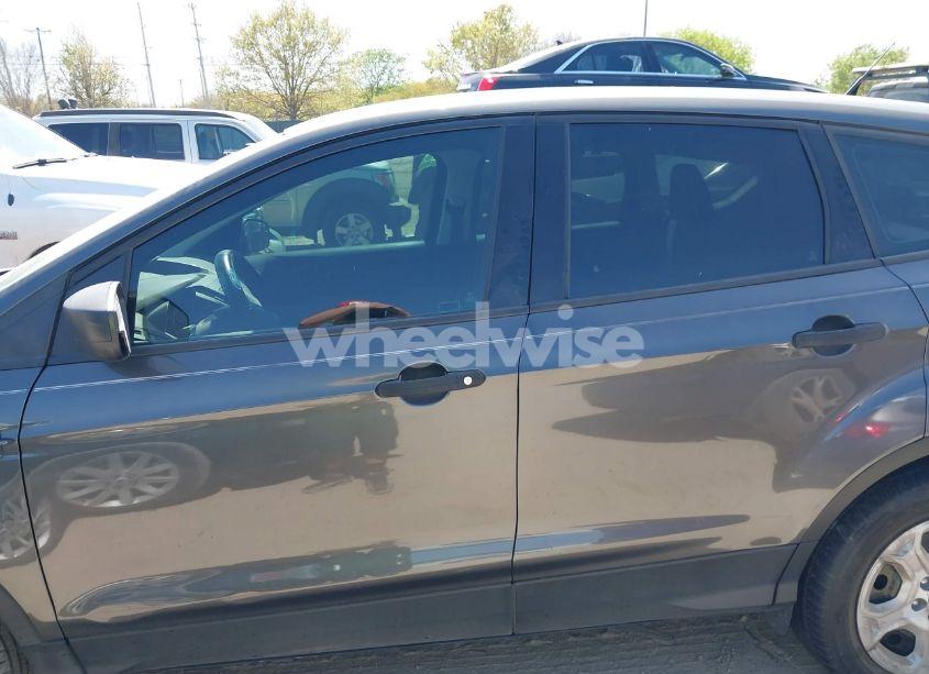 Photo 15 of 2019 Ford Escape S (VIN 1FMCU0F7XKUA62907)