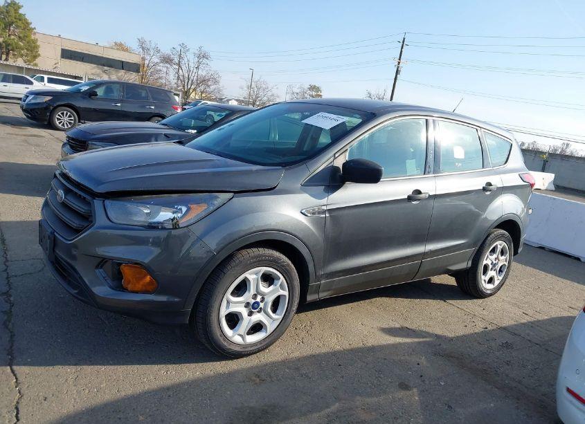 Photo 14 of 2019 Ford Escape S (VIN 1FMCU0F7XKUB05755)