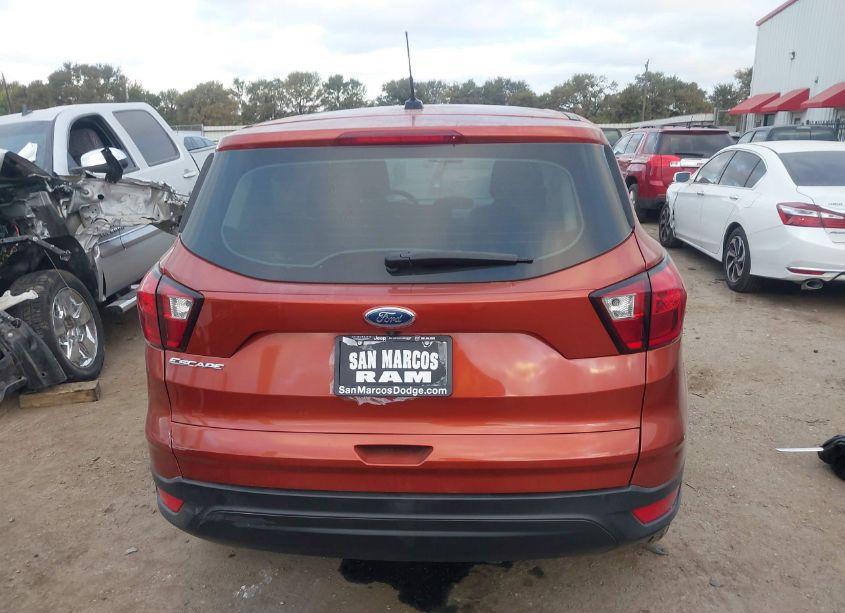 Photo 16 of 2019 Ford Escape S (VIN 1FMCU0F7XKUB58424)