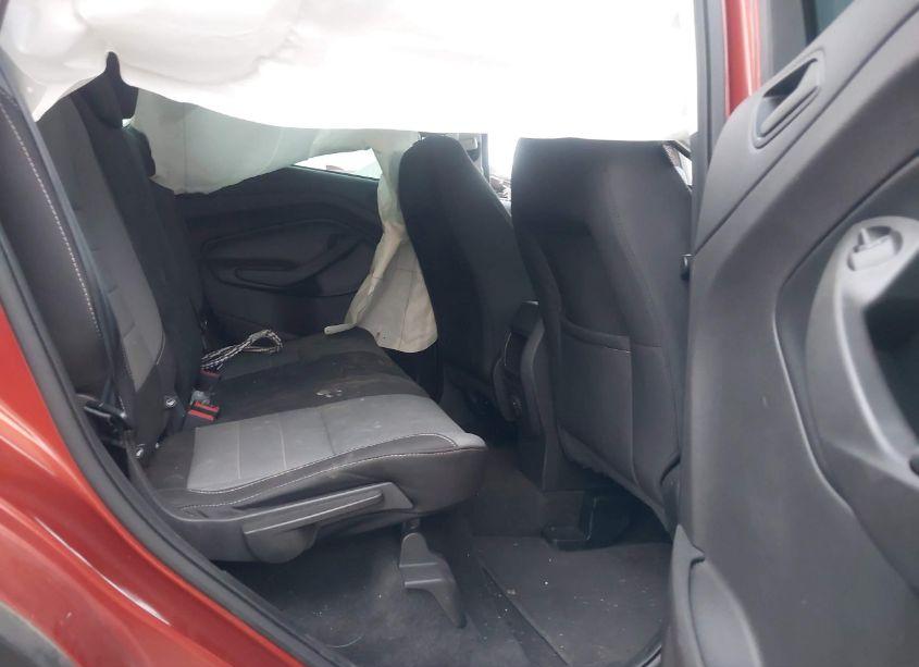 Photo 8 of 2019 Ford Escape S (VIN 1FMCU0F7XKUB58424)