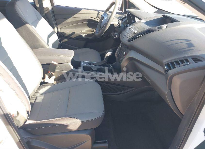 Photo 5 of 2019 Ford Escape S (VIN 1FMCU0F7XKUB95134)