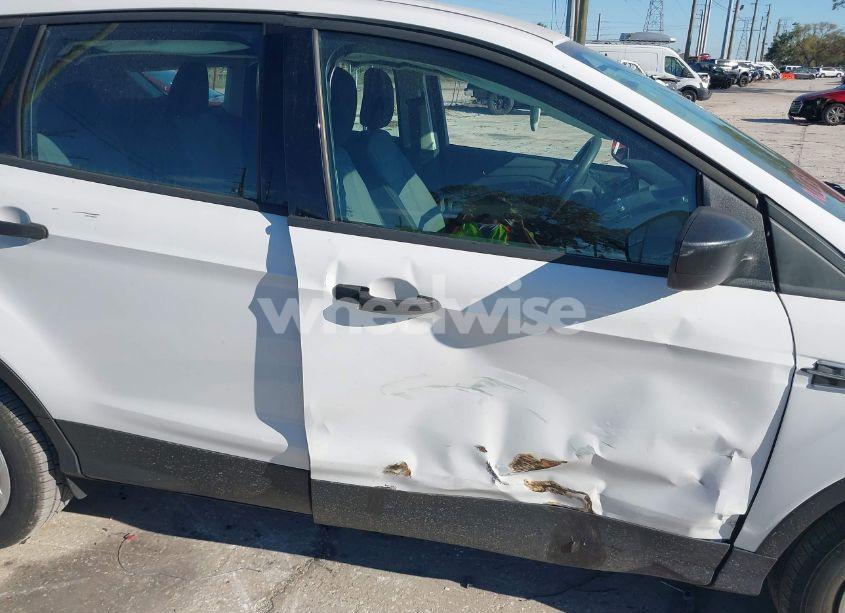 Photo 6 of 2019 Ford Escape S (VIN 1FMCU0F7XKUB95134)