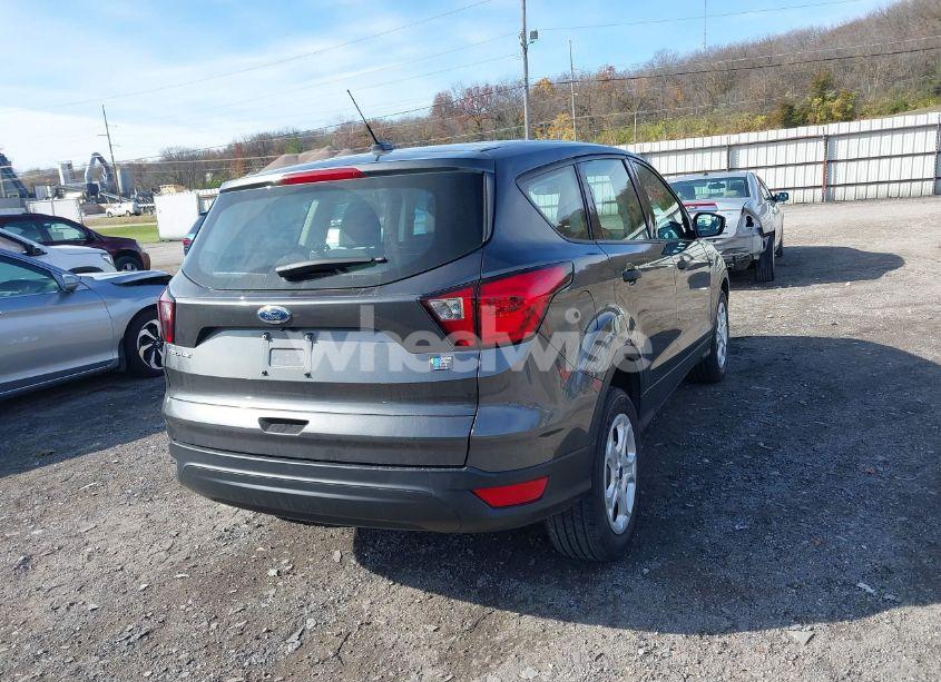 Photo 4 of 2019 Ford Escape S (VIN 1FMCU0F7XKUC26141)