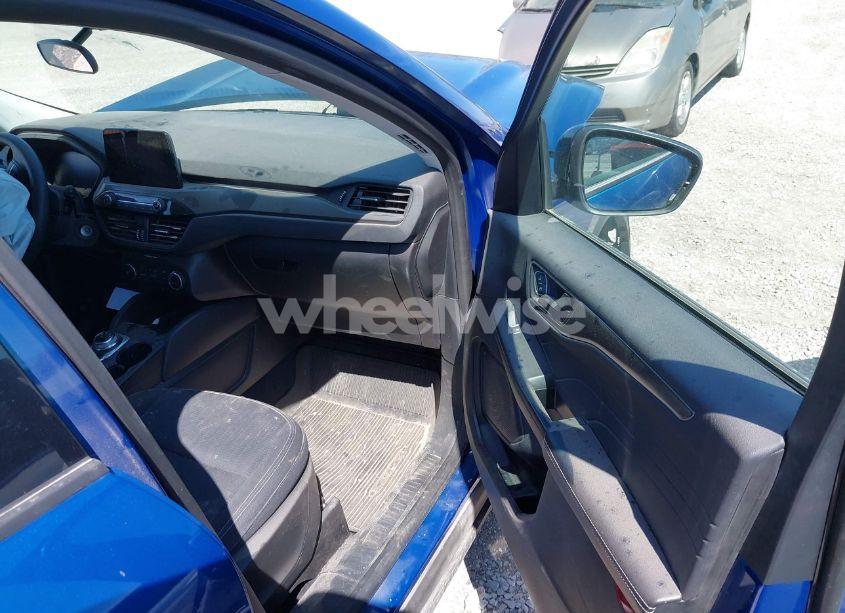 Photo 5 of 2023 Ford Escape (VIN 1FMCU0FN0PUA15021)